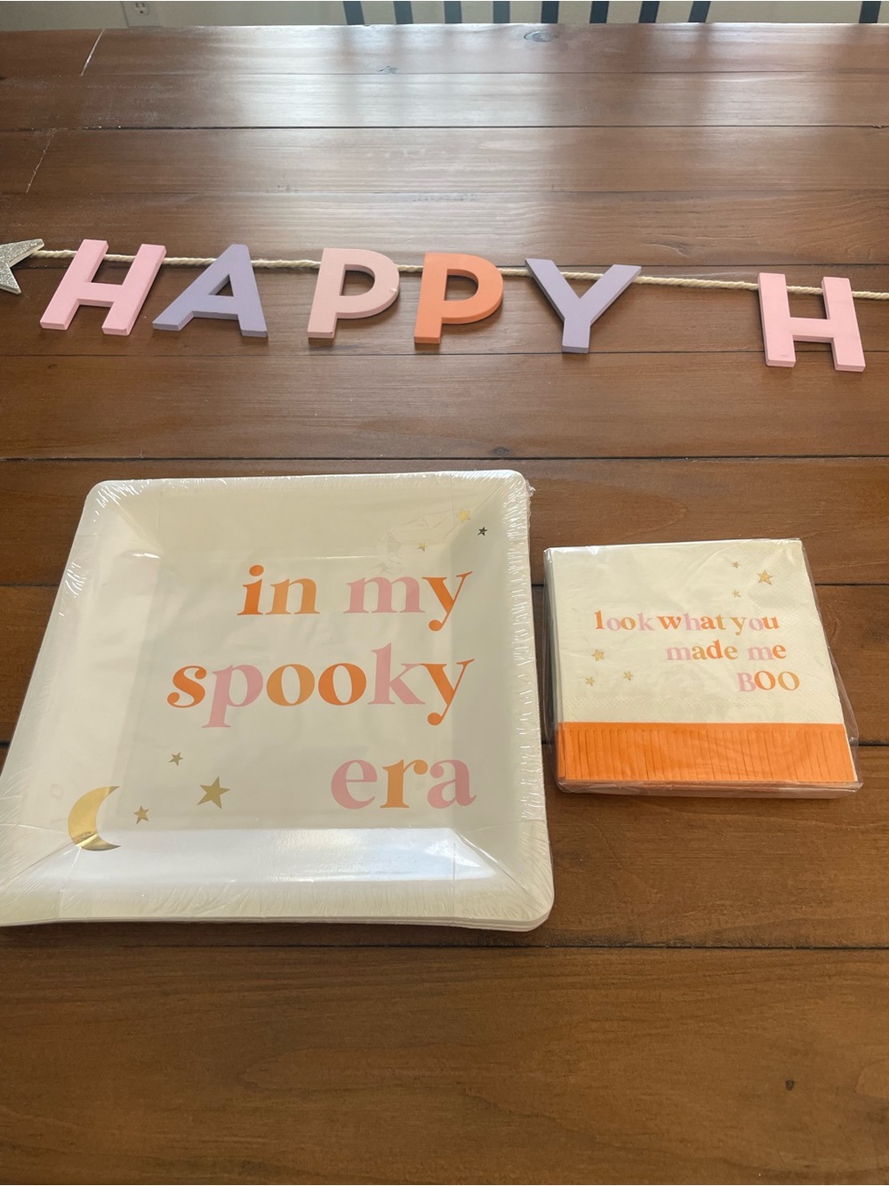 Paper Plates & Napkins & Wooden Happy Halloween Banner -Swiftie Halloween 🎃